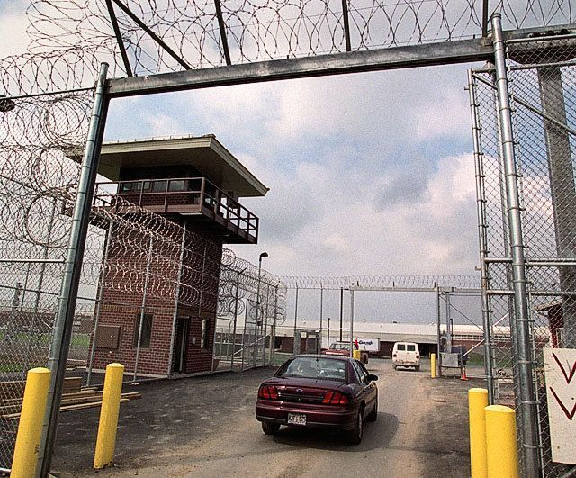 DOCCS: Cơ sở Cải huấn Cayuga cải cách biệt giam, thử nghiệm sáng kiến ​​máy tính bảng