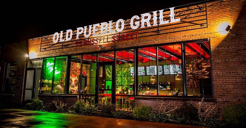Old Pueblo Grill, aby otworzyć lokalizację Victora przy trasie 96