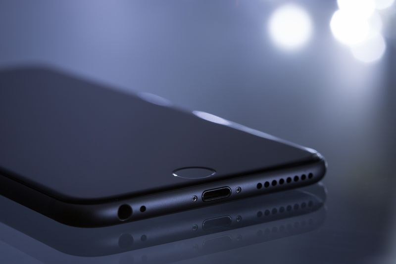 Преминаването на Apple iPhone към USB-C може да бъде принудено от законодателството на ЕС