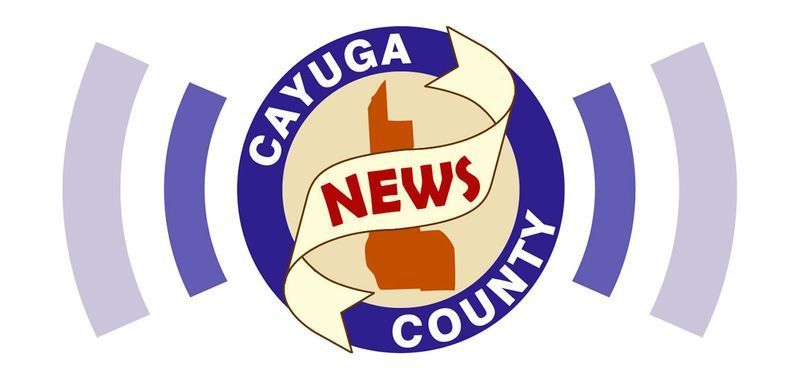 Cayuga maakonnas maakonna esimese finantsdirektori palkamise lõpuleviimiseks
