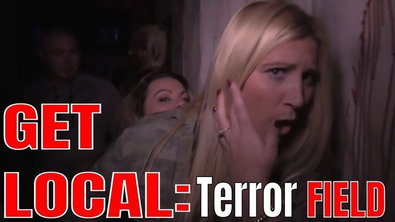 ZÍSKAJTE SA MIESTNE SO SYDNEY ROGERSOVOU: Getting scared at Terror Field (video)