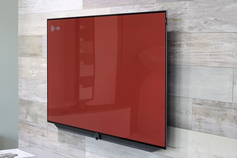 Как правилно да преместите телевизор с плосък екран