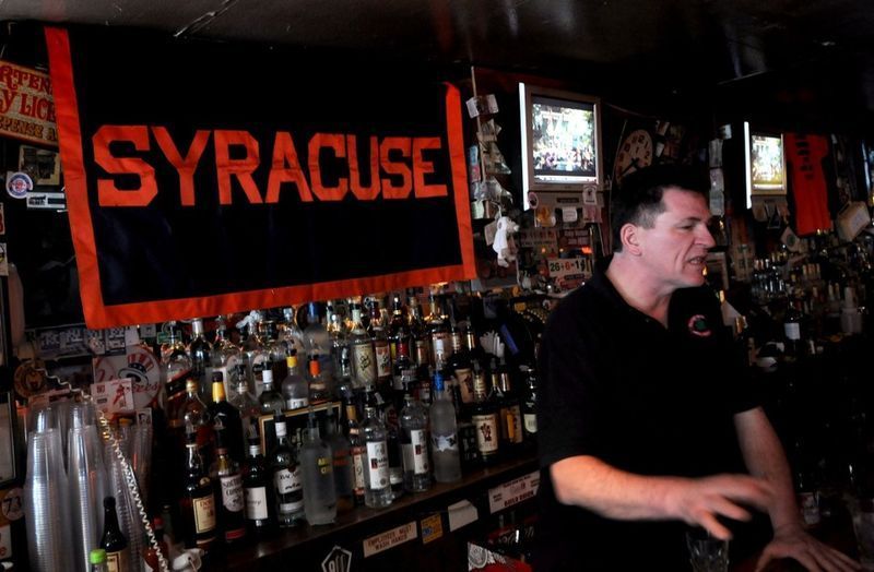 Ang Blarney Rock Pub, matagal nang tahanan sa New York City para sa mga tagahanga ng Orange, ay nagsara