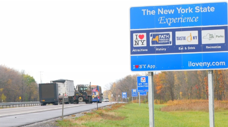 Ekipe počinju uklanjati turističke znakove na autocesti ‘Volim NY’