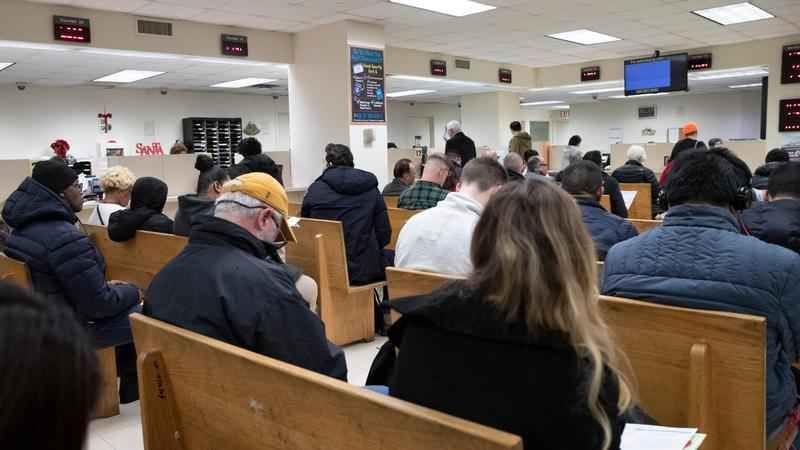 Fahrer, die von New Yorks DMV-Beschränkungen frustriert sind, aber Verlängerungen unterliegen immer noch keinen Geldstrafen