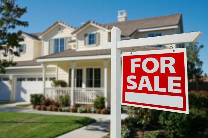 Voici trois façons pour quiconque achète une maison pour la première fois d'économiser de l'argent