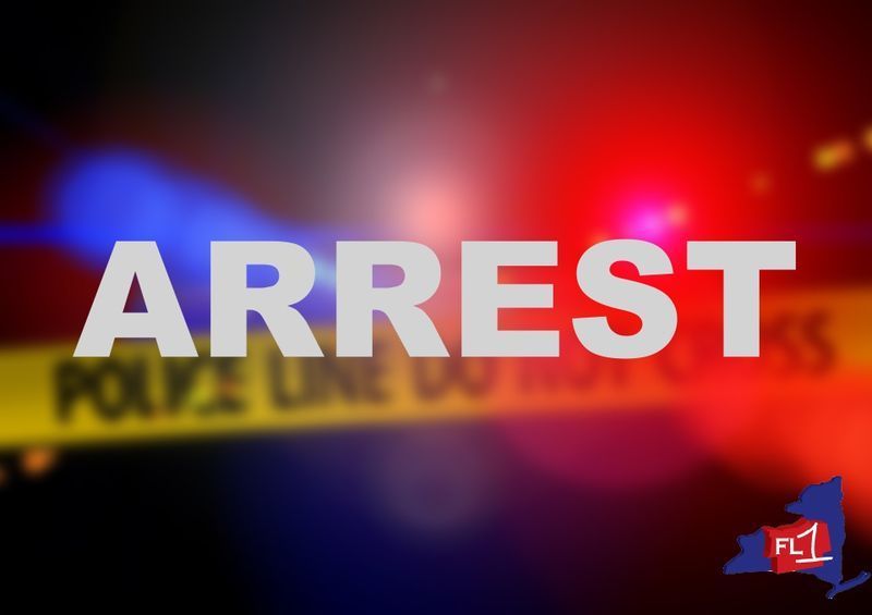 Une femme auburn arrêtée à Seneca Falls après avoir omis de s'arrêter pour la police