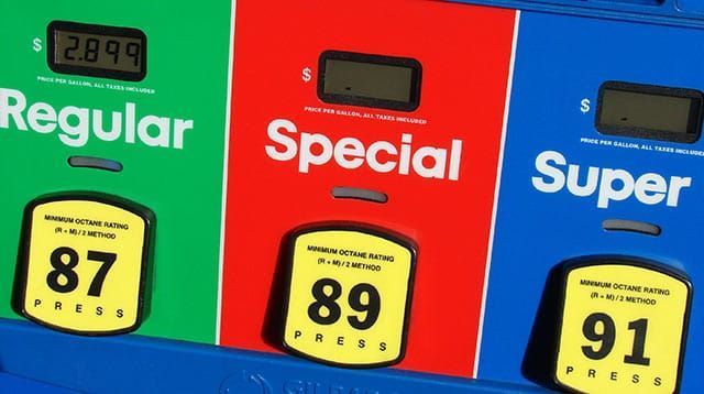 Bahan api adalah $1.35 lebih murah setahun yang lalu: Berapakah harga gas yang lebih tinggi sebelum Hari Kesyukuran?