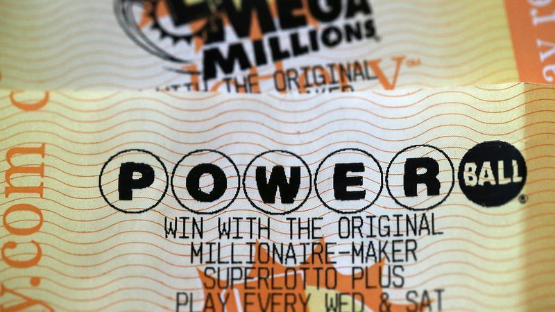 Гигантско теглене на Powerball се случва след часове: Победителят ще поиска $635 милиона