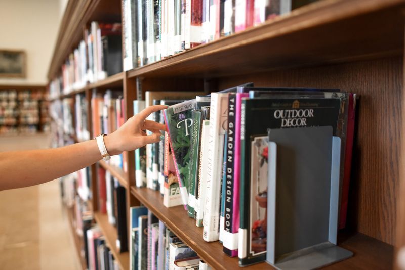 Perpustakaan di Steuben County mengundi untuk menghapuskan denda untuk pelanggan