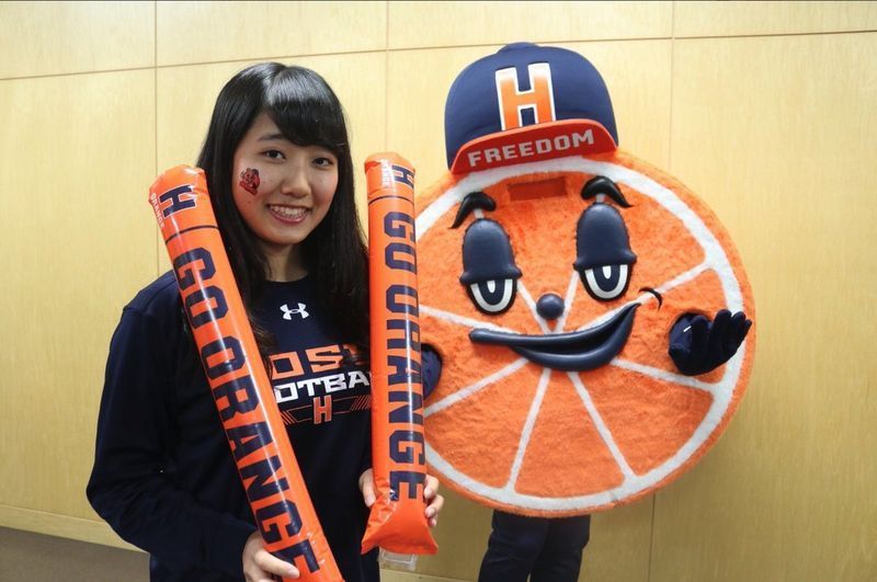Meg fogsz döbbenni, amikor értesülsz a japán Syracuse Orange alt-univerzumáról