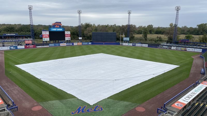 Finał sezonu Syracuse Mets odwołany z powodu deszczu